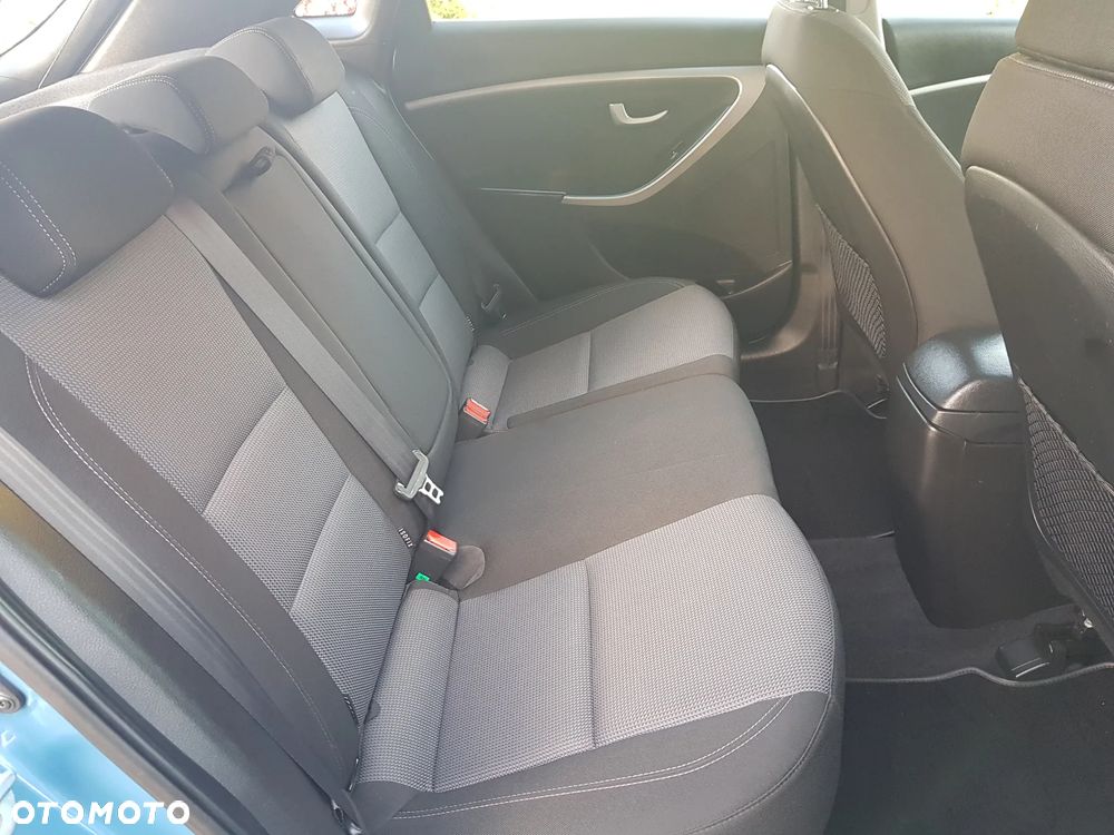 Hyundai i30 1.4 Trend - 29