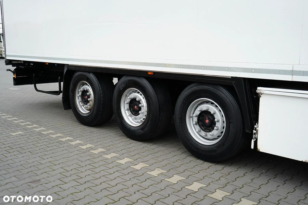 Krone CHŁODNIA / CARRIER MAXIMA 1300 / DOPPELSTOCK / OŚ PODNOSZONA - 9