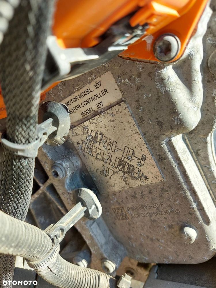 TESLA MODEL Y 2022r SILNIK ELEKRTYCZNY TYŁ DualMotor 1587780-00-B - 8