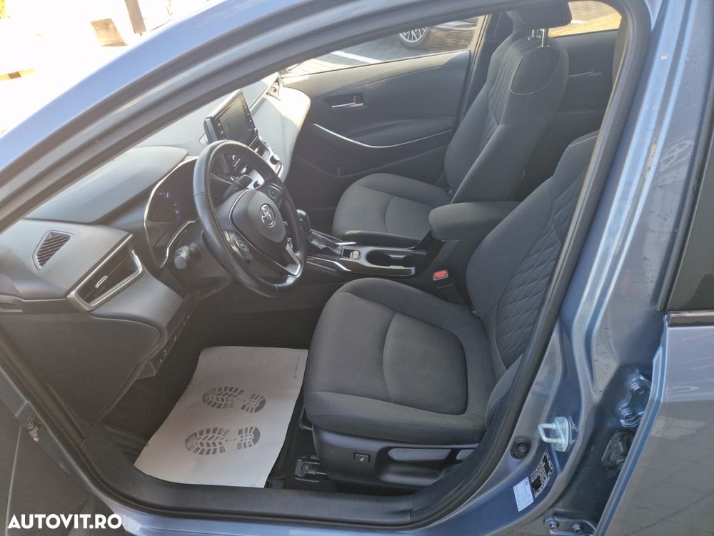 Toyota Corolla 1.8 HSD Business - 10