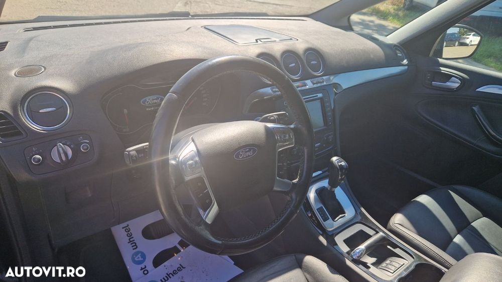 Ford S-Max - 20
