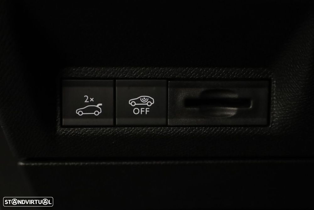 Peugeot 3008 1.2 Hybrid GT e-DCS6 - 19
