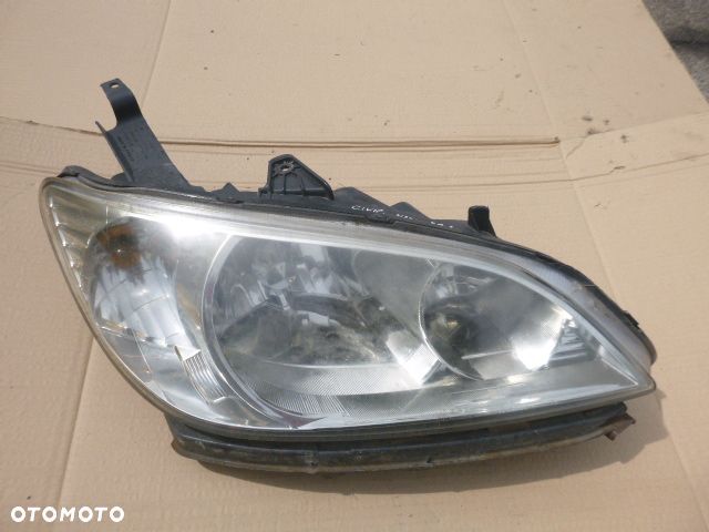 LAMPA PRAWY PRZÓD PRAWA PRZEDNIA HONDA CIVIC VII LIFT SEDAN 5D 04-06 - 2