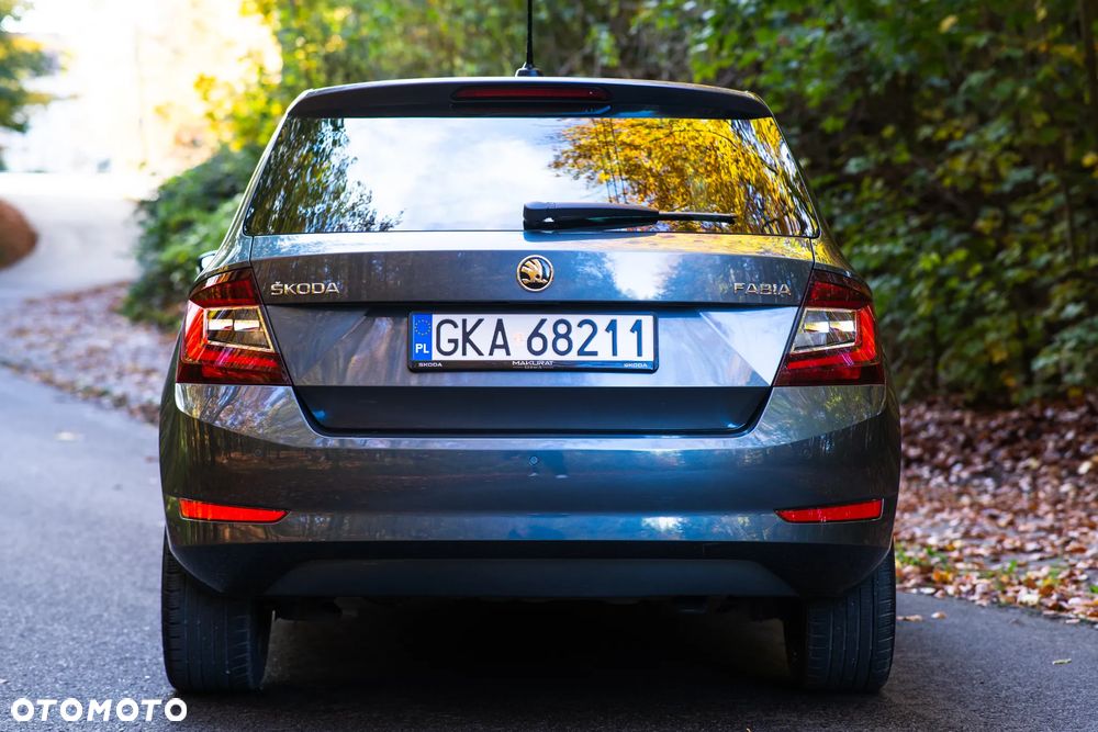 Skoda Fabia - 10