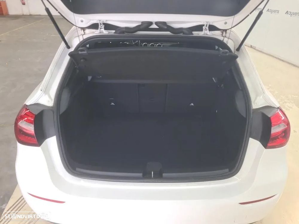 Mercedes-Benz A 180 d Business Solutions - 11