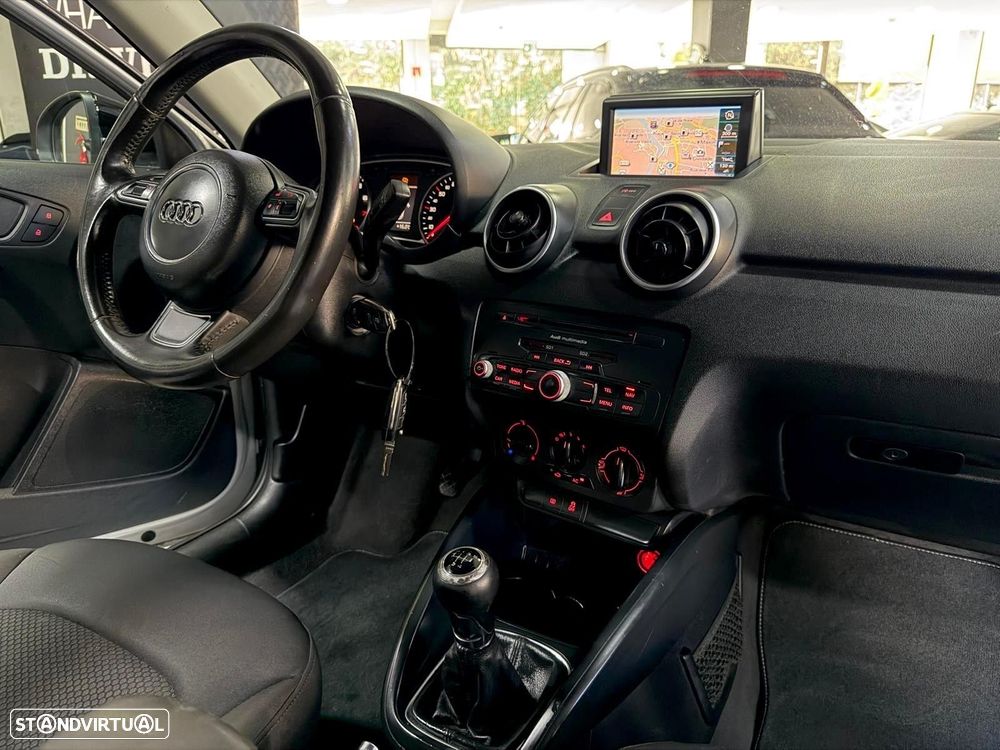 Audi A1 1.2 TFSI Sport - 8