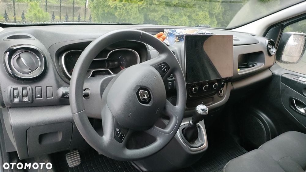 Renault Trafic - 8