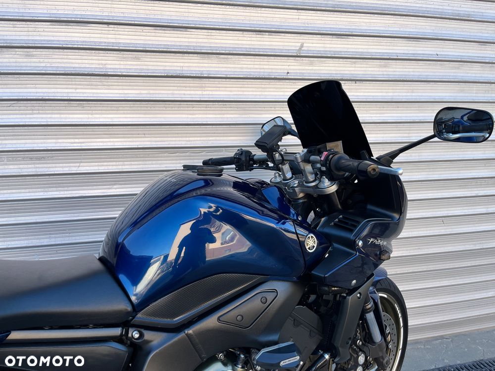 Yamaha FZ - 20