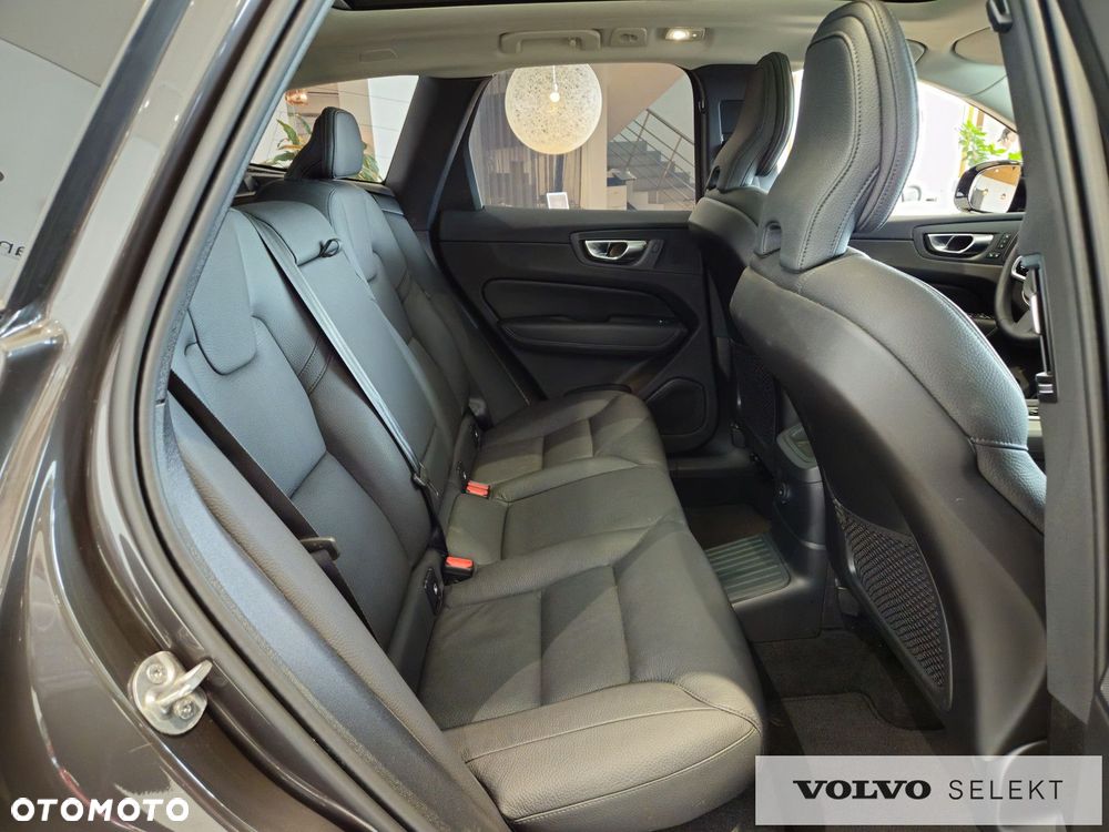 Volvo XC 60 - 28