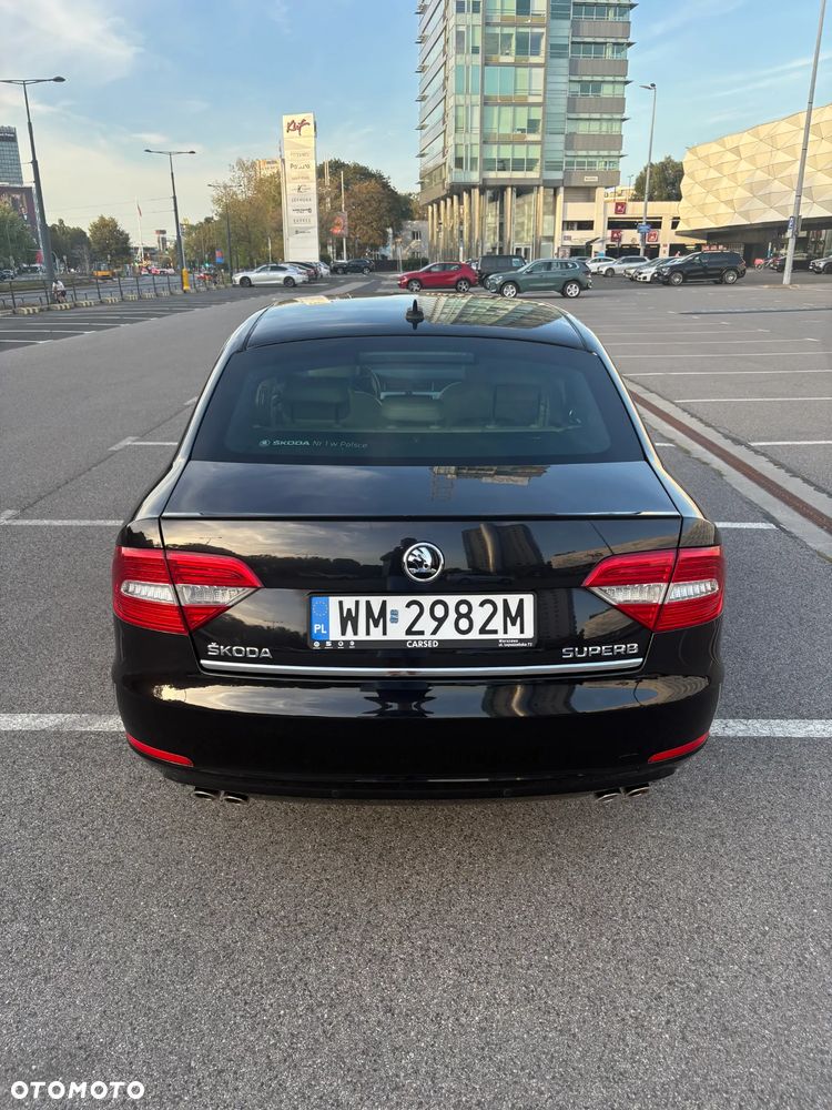 Skoda Superb 2.0 TSI Elegance DSG - 9