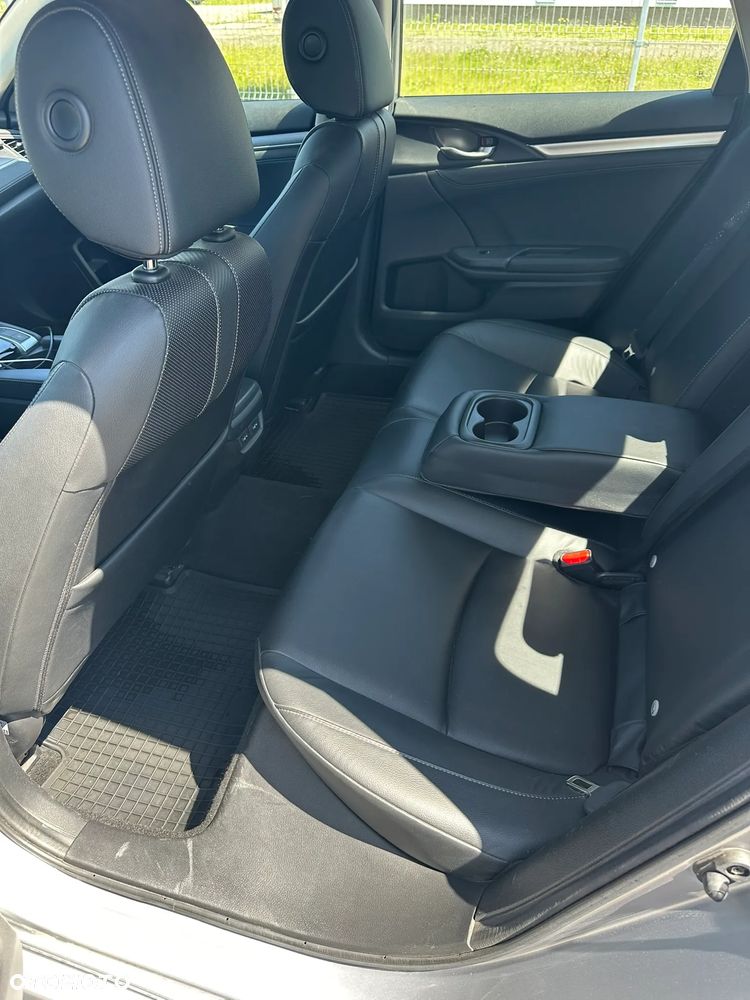 Honda Civic 1.5 T Executive - 12