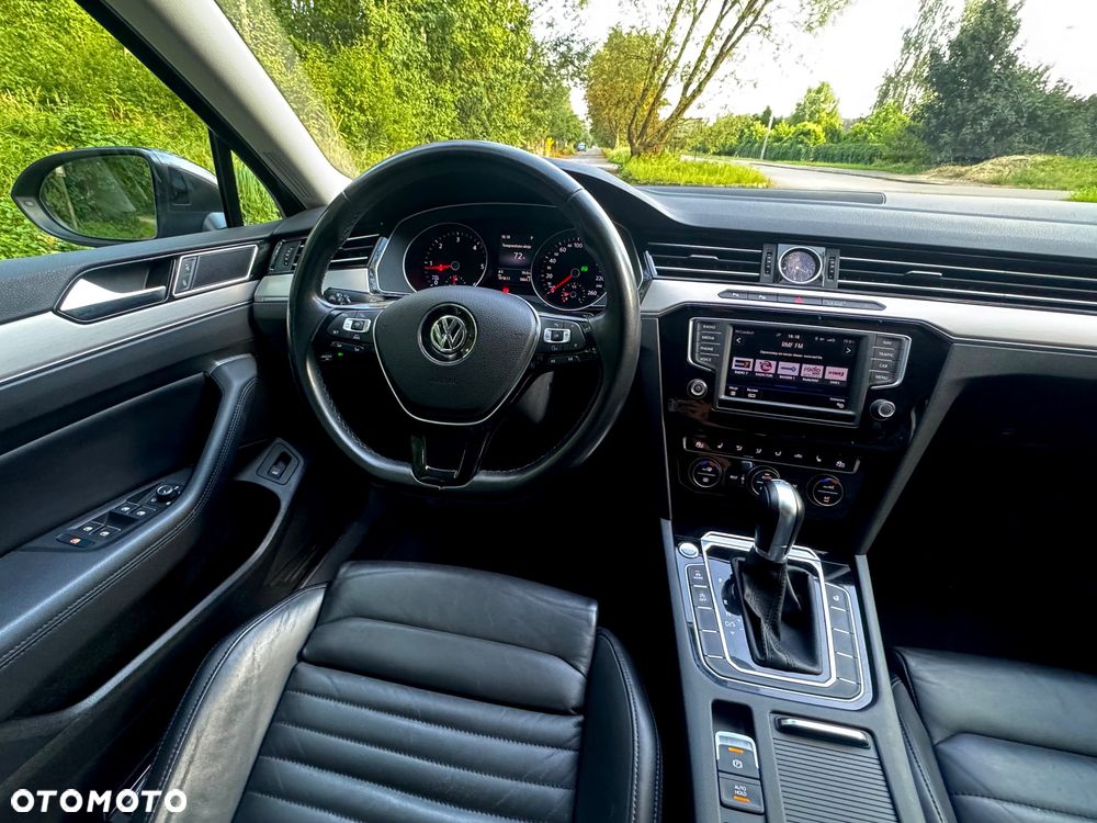 Volkswagen Passat 2.0 TDI SCR Highline DSG - 18