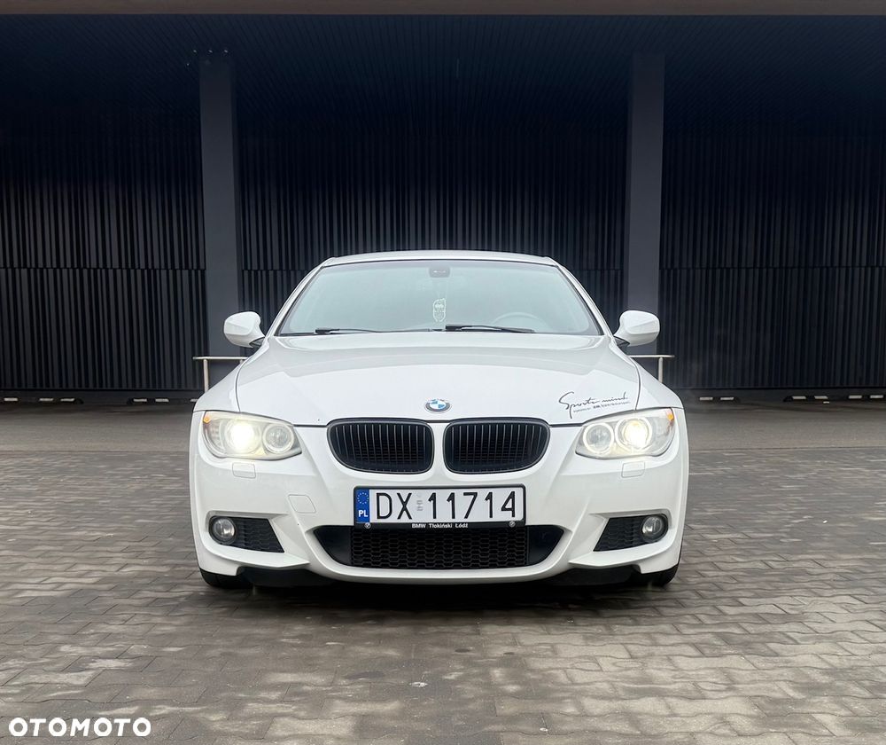 BMW Seria 3 325i - 24
