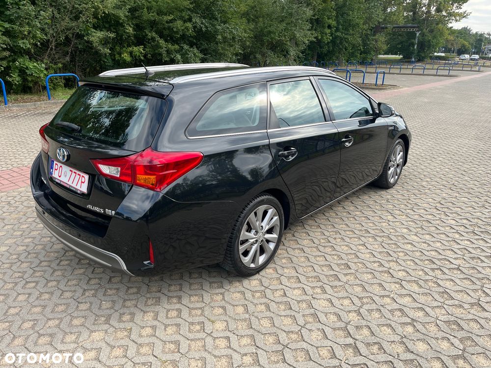 Toyota Auris 1.8 HSD Luna - 4