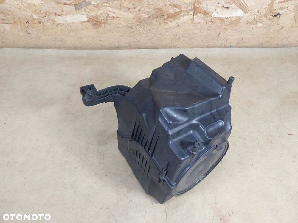 FOCUS MK3 1.6 ECOBOOST OBUDOWA FILTRA POWIETRZA AV619600 - 5