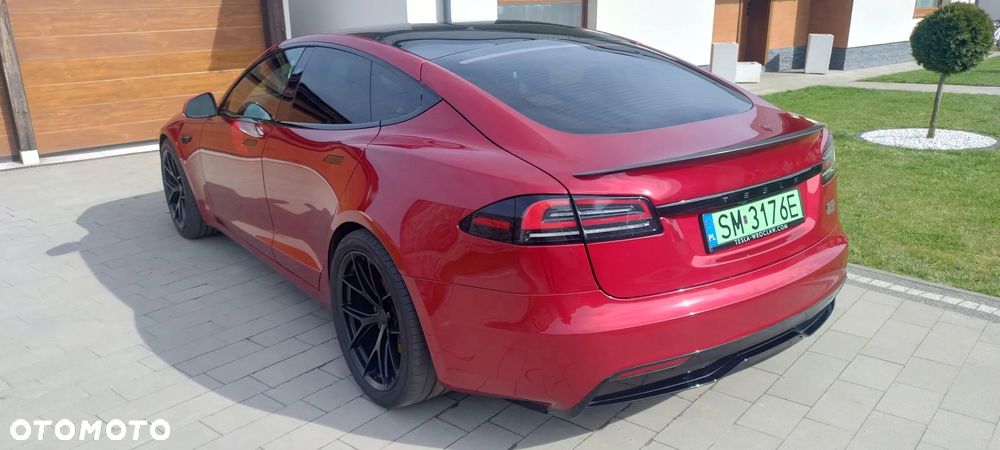 Tesla Model S - 7