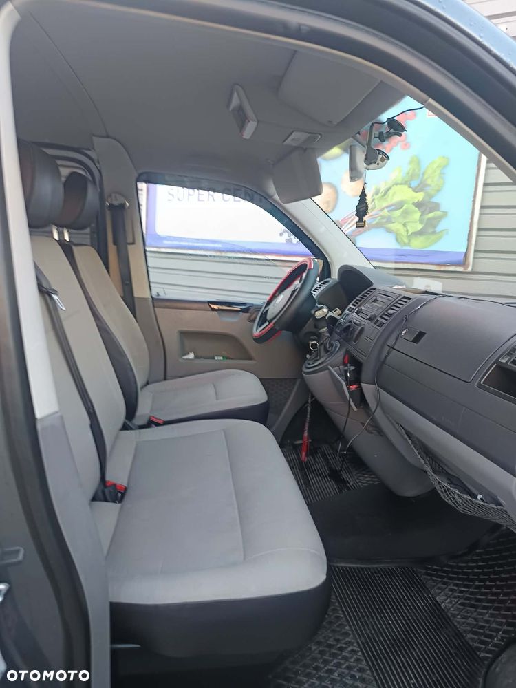 Volkswagen Transporter - 4
