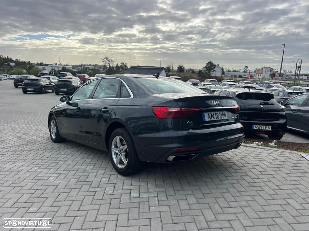 Audi A4 35 TDI S tronic - 2