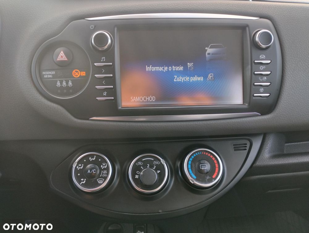 Toyota Yaris - 26