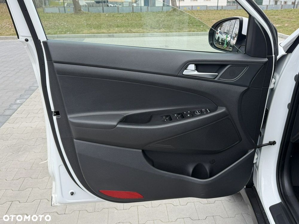 Hyundai Tucson blue 1.7 CRDi 2WD DCT Premium - 14