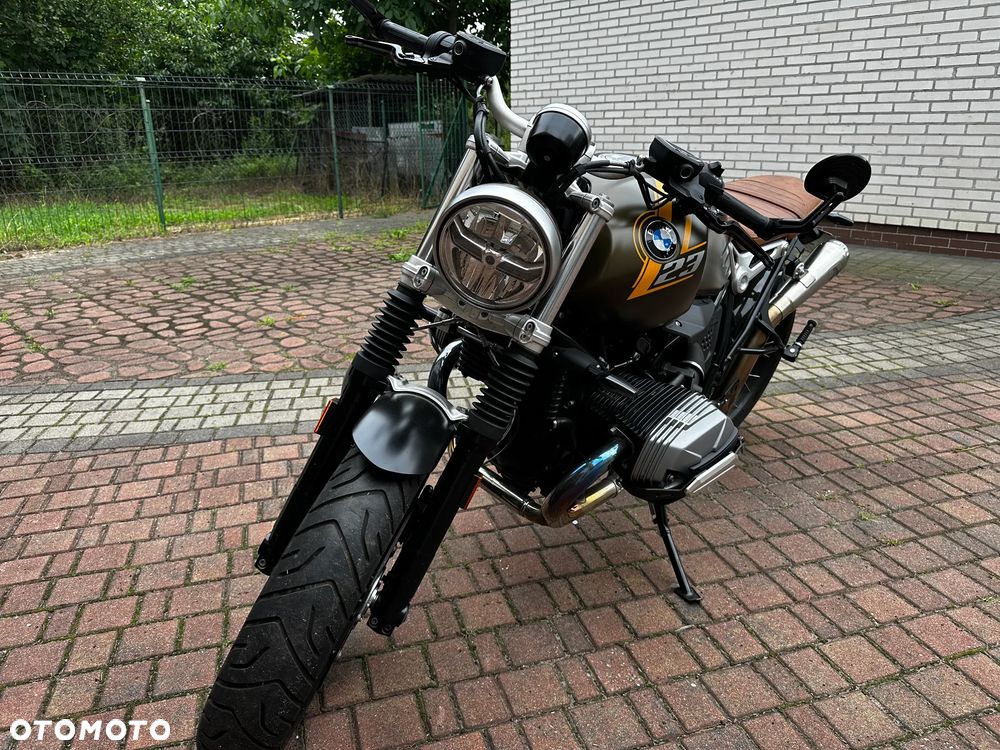 BMW R - 12