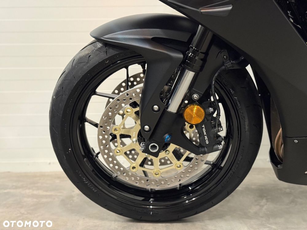 Honda CBR - 24