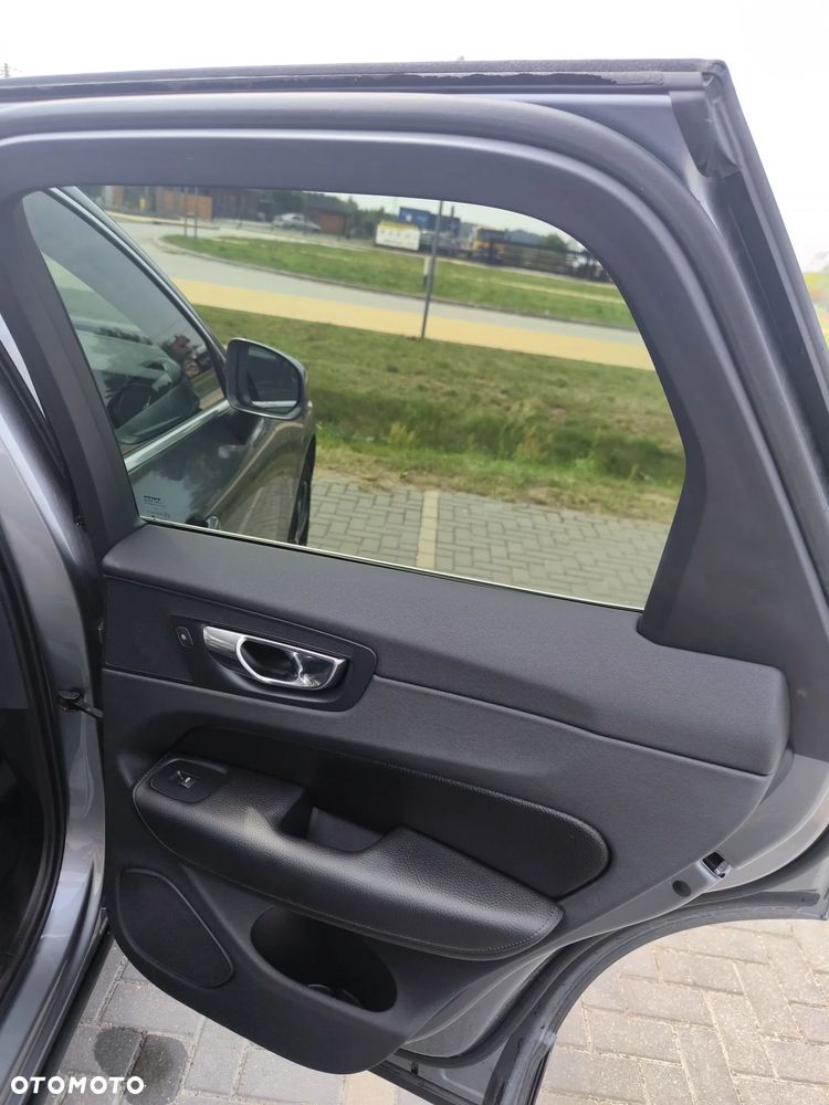 Volvo XC 60 T6 AWD Geartronic Inscription - 17