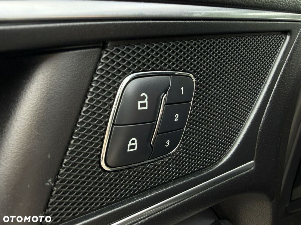 Ford S-Max 2.0 TDCi Bi-Turbo ST-Line PowerShift - 18