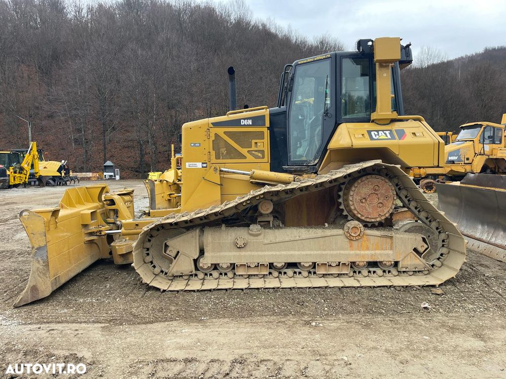 Caterpillar D6N LGP - 2