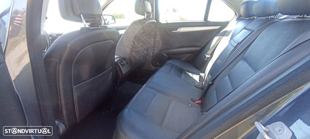 Mercedes-Benz C 220 CDi Avantgarde Aut. - 26