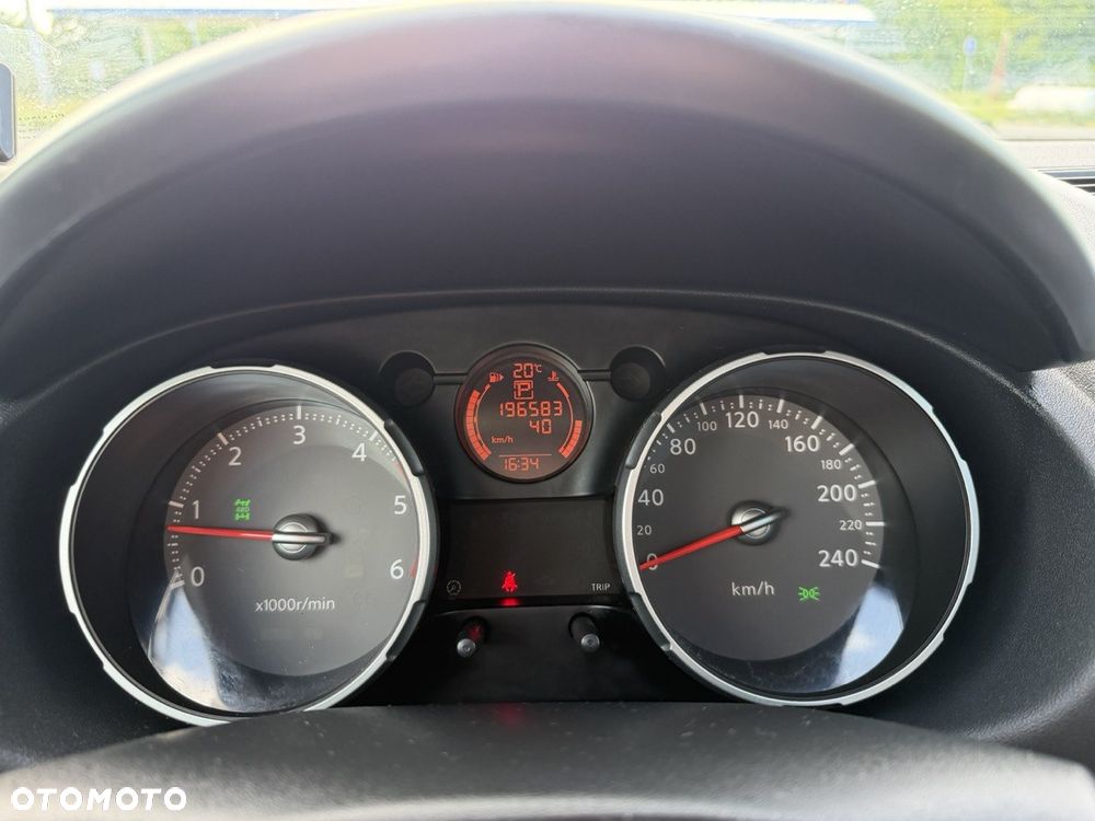 Nissan Qashqai 2.0 dCi 4x4 Tekna - 9