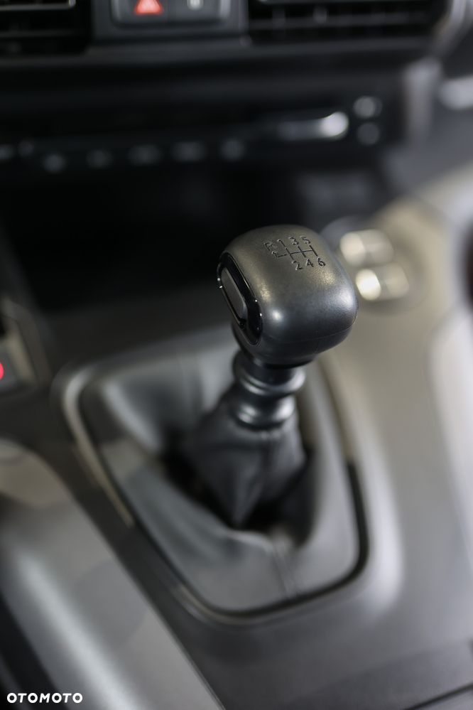 Toyota Proace City Verso 1.5 D-4D Family - 26