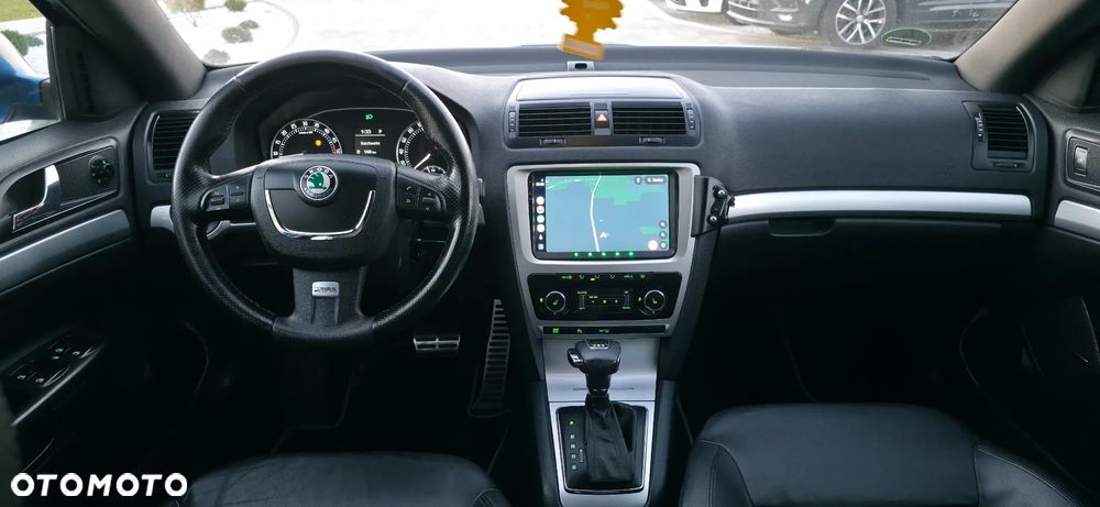 Skoda Octavia 2.0 TDI DPF DSG RS - 17