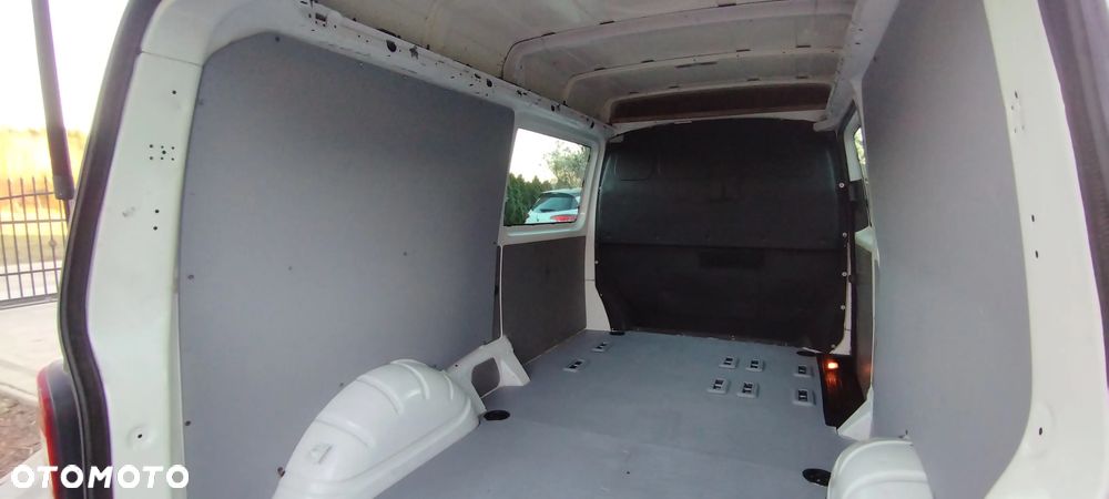 Volkswagen Transporter T5 Long - 7