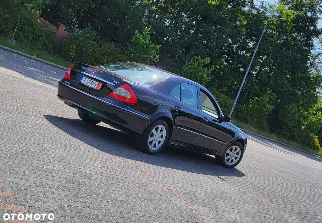 Mercedes-Benz Klasa E 200 Kompressor NGT Automatik Classic - 3