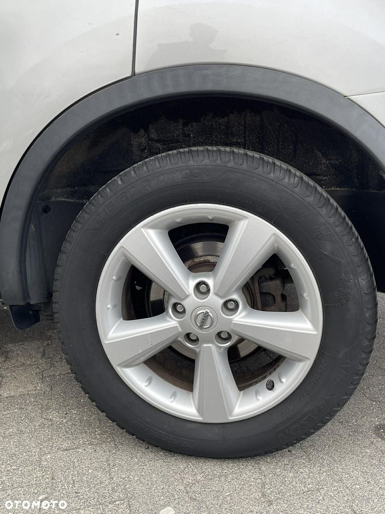 Nissan Qashqai+2 - 15