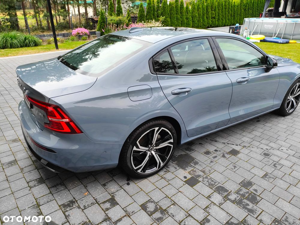 Volvo S60 B5 B AWD Plus Dark - 6