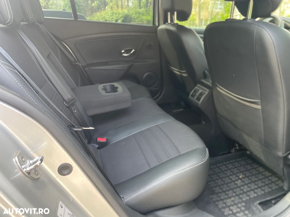 Renault Fluence 1.5dCi Dynamique - 10