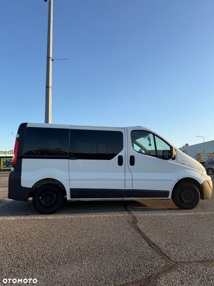 Renault Trafic - 8