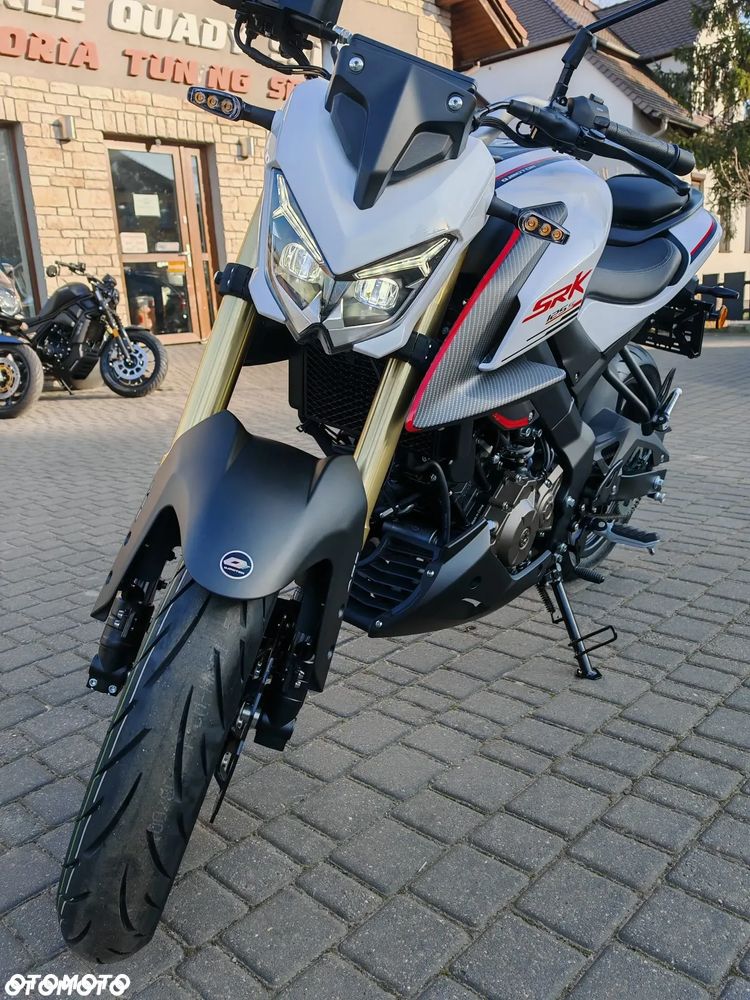 QJMOTOR SRK 125S - 1