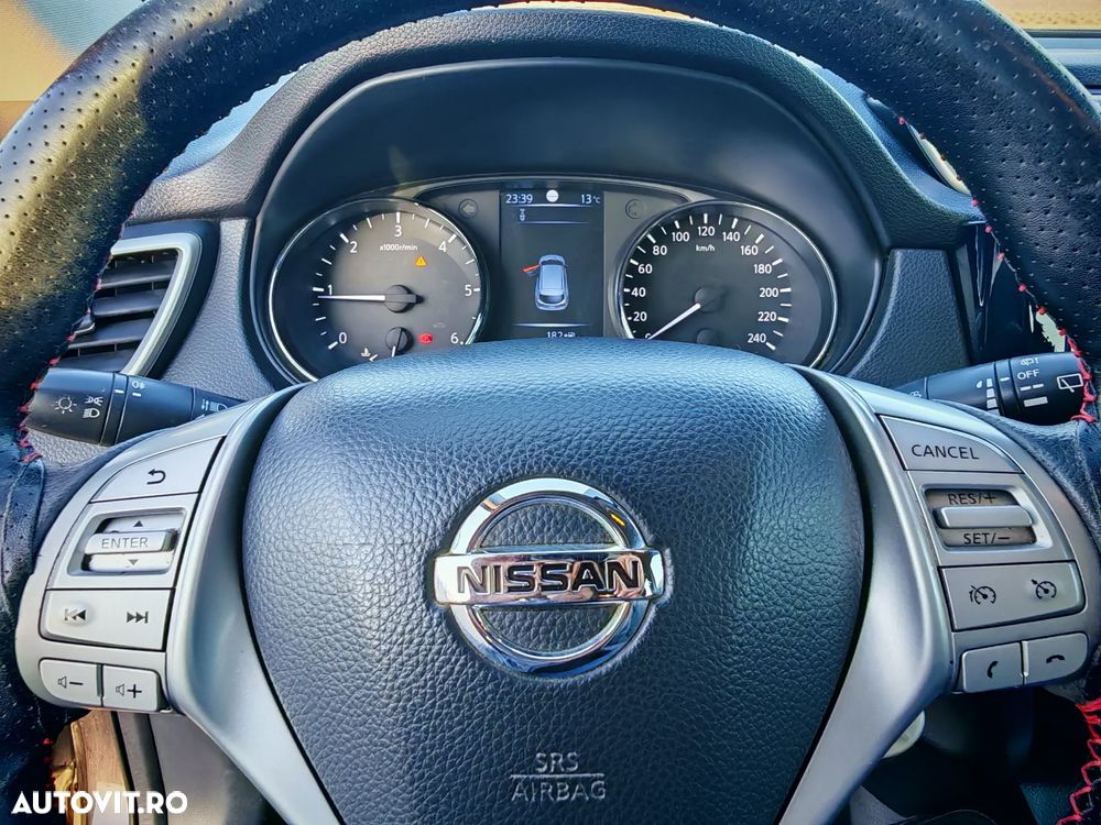 Nissan Qashqai 1.5 DCI VISIA - 17