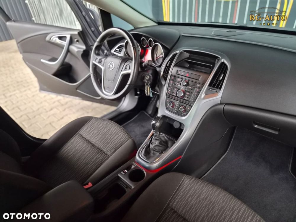 Opel Astra - 18