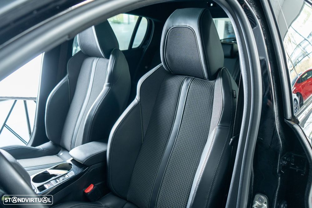 Peugeot e-208 GT Pack - 7