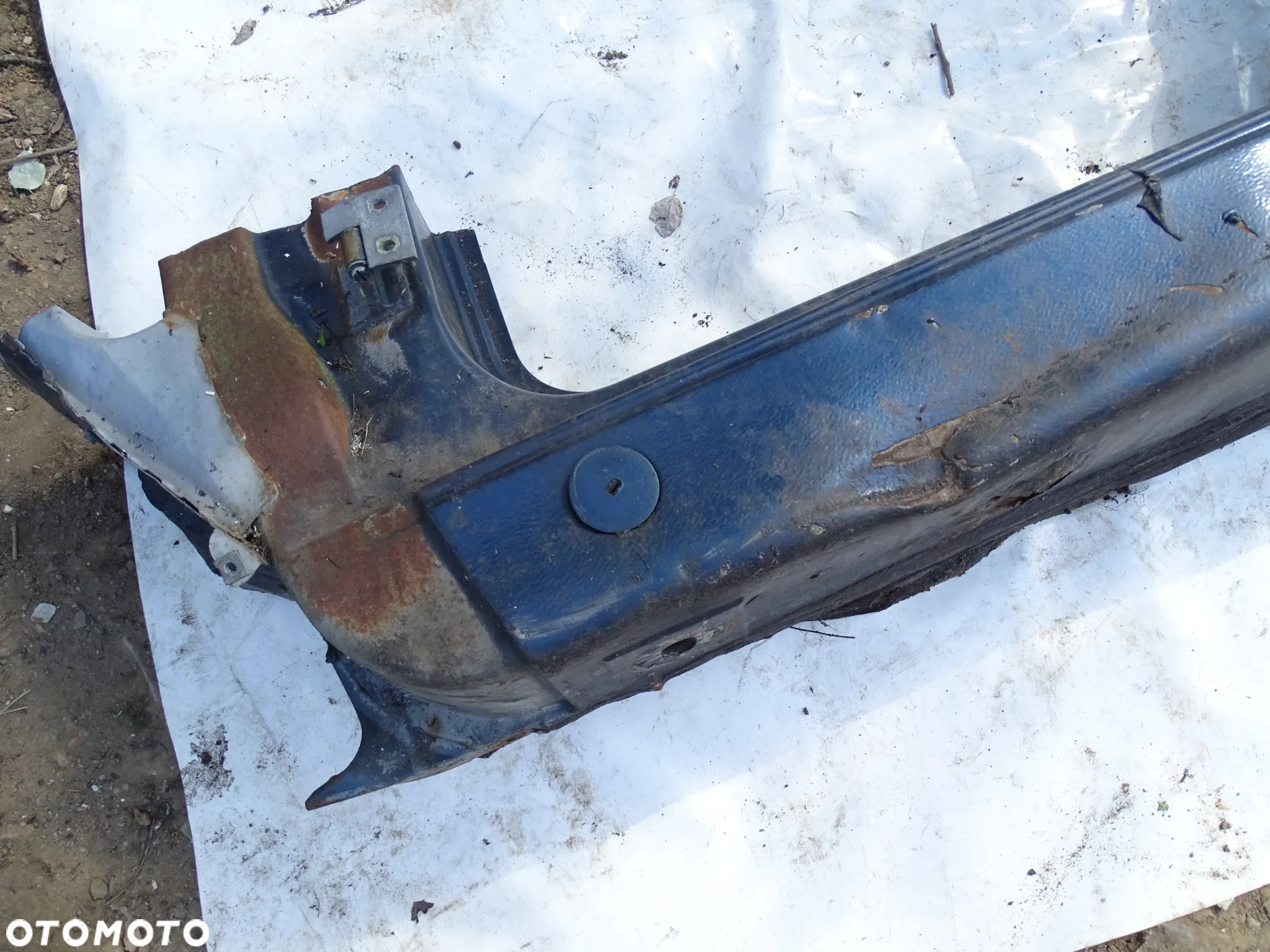 PRÓG LEWY SŁUPEK BMW E38 F-VAT - 2