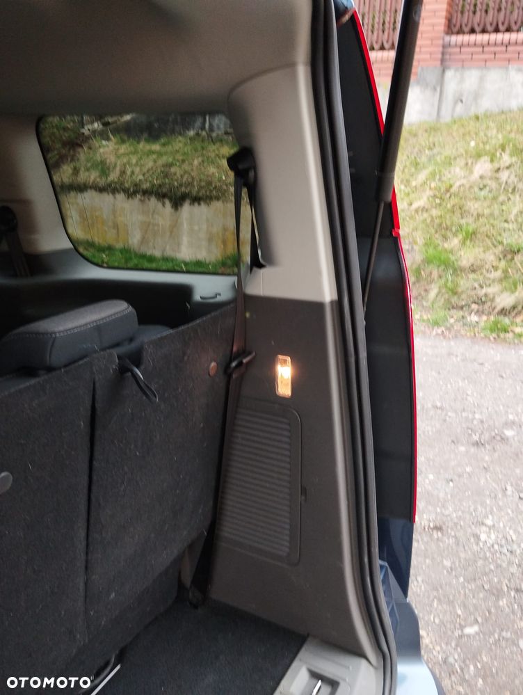 Ford Tourneo Connect Grand - 26