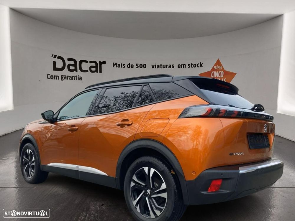 Peugeot e-2008 50 kWh GT - 3