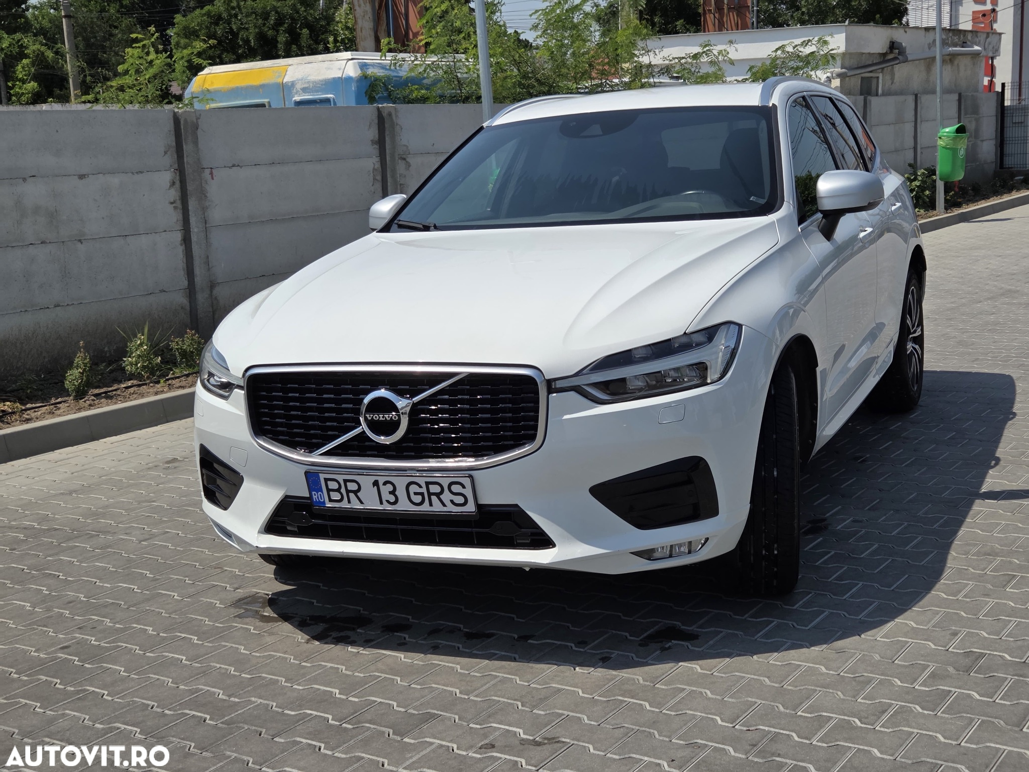 Volvo XC 60 D4 AWD R-Design - 8