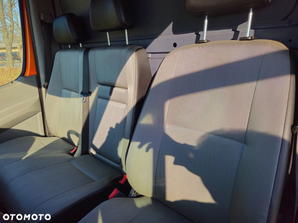 Volkswagen CRAFTER 2.0 tdi TYLKO 169tyś km - 35