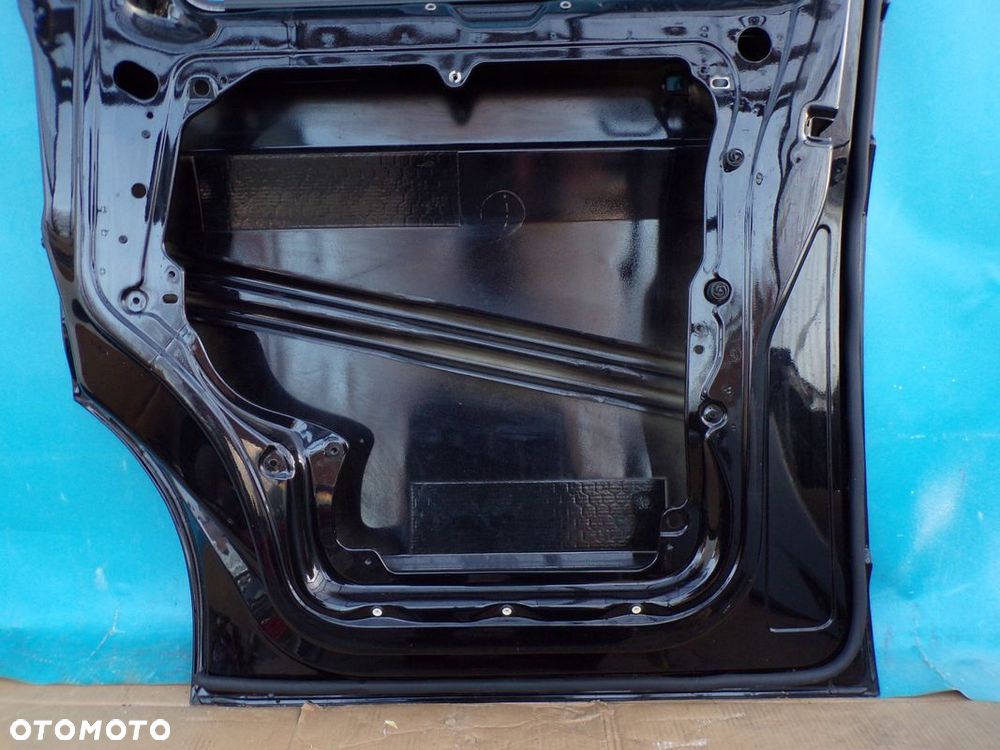VW T5 TRANSPORTER drzwi przednie PRAWE CZARNE - 7