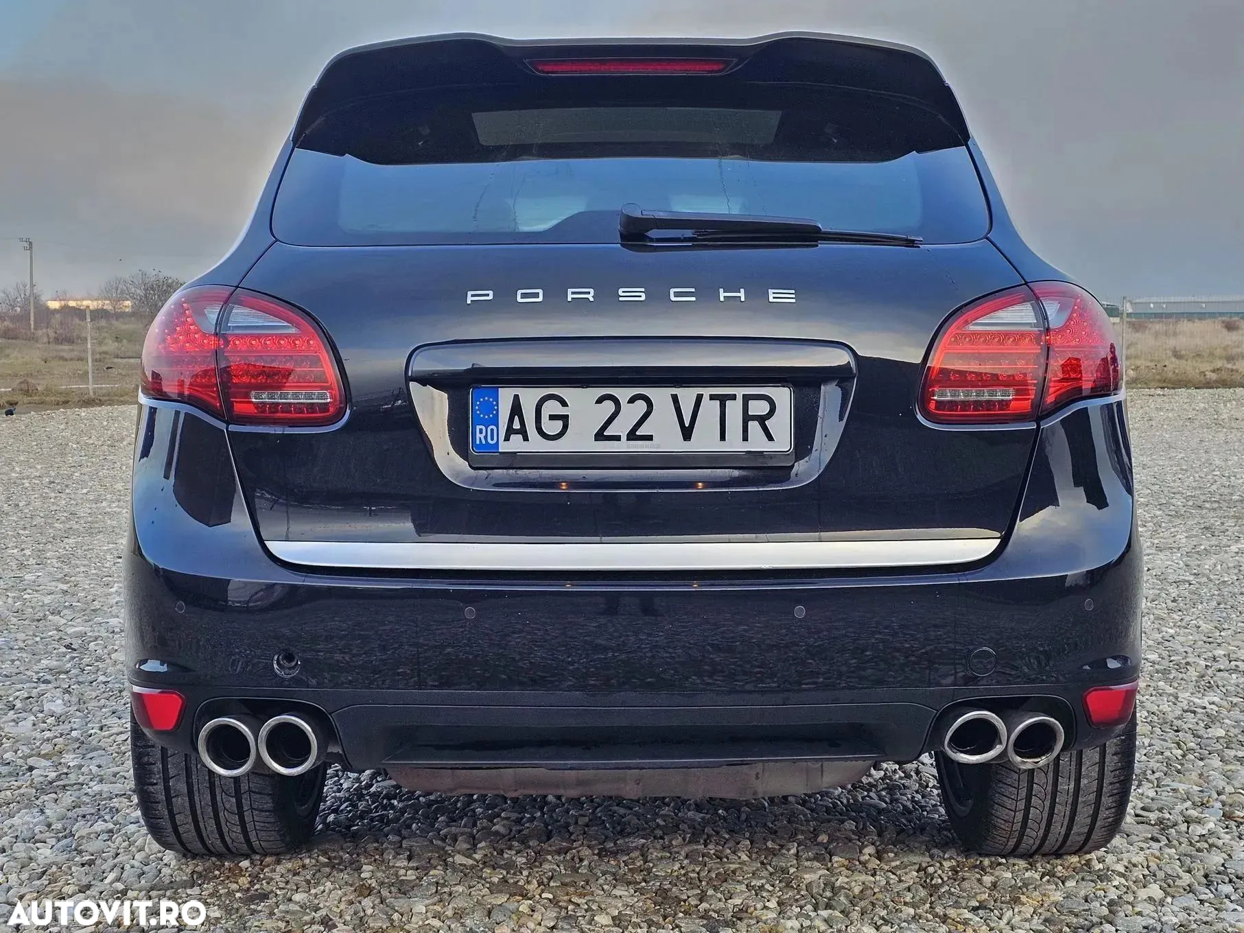 Porsche Cayenne Diesel Platinum Edition - 32